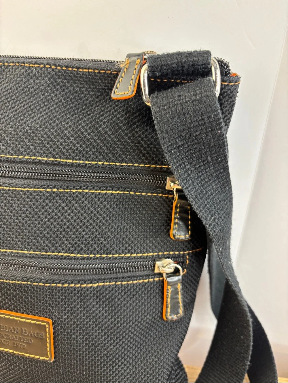 Colombian Bags Brand Crafted Since‎ 1977 Black Crossbody